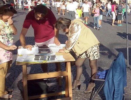 Raccolta pubblica di firme a Verona